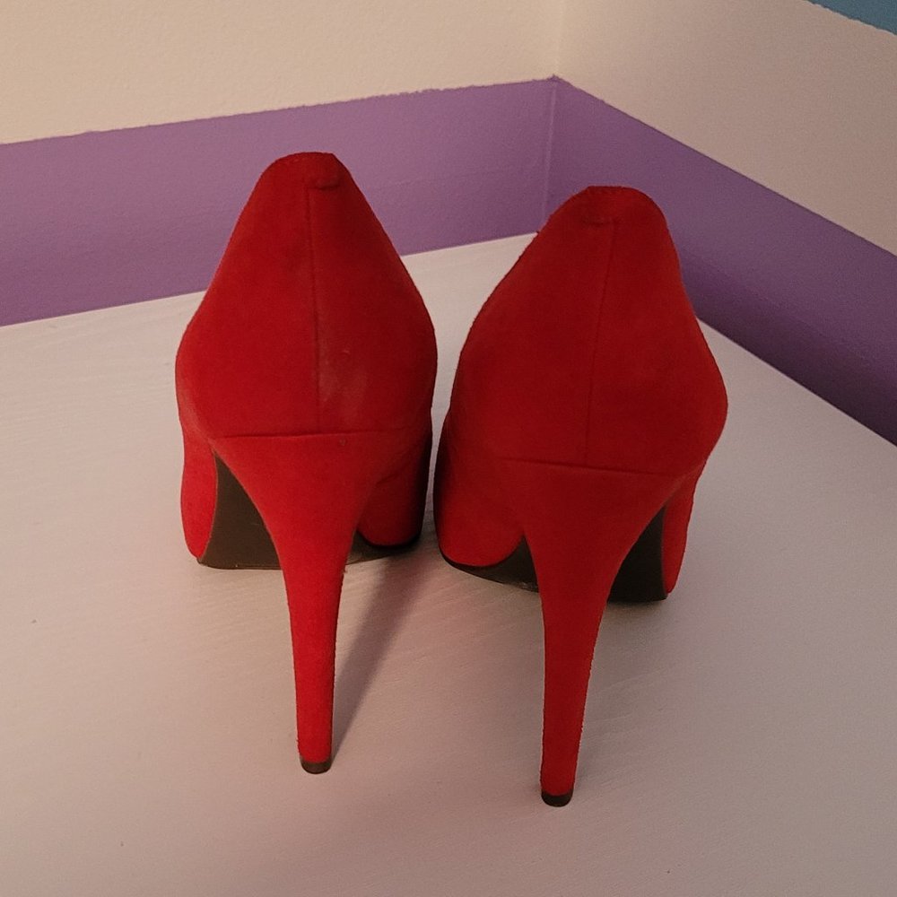 Jessica Simpson Women's Parisah Platform Pumps - Red (Size 9.5)